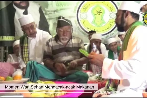Momen Wan Sehan Mengacak-acak Makanan